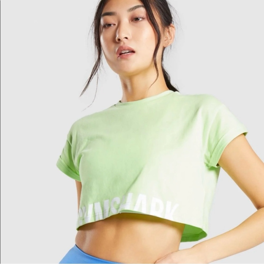 Gymshark • Light Green Fraction Crop Workout Top Size XS